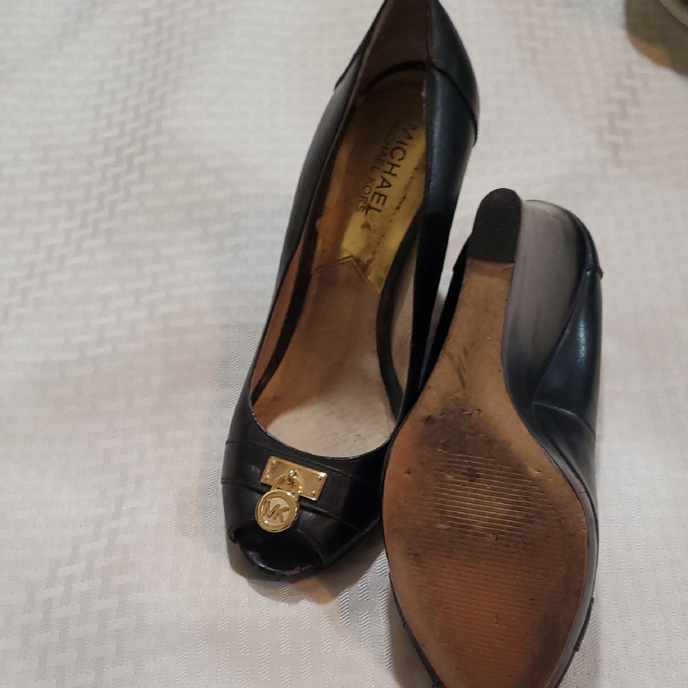 Michael Kors Elegant Black  Wedge Heels with Gold Accent - Picture 6 of 10